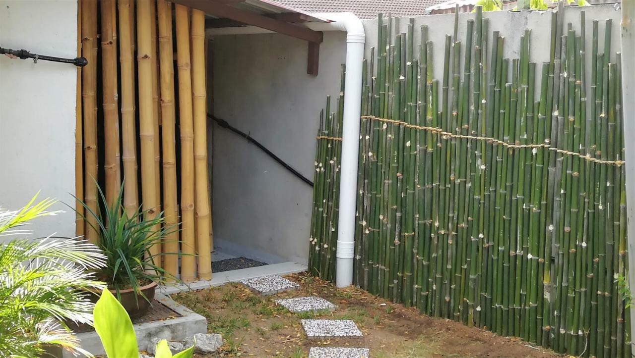 Sabandy House B&B Padang Mat Sirat Exterior foto