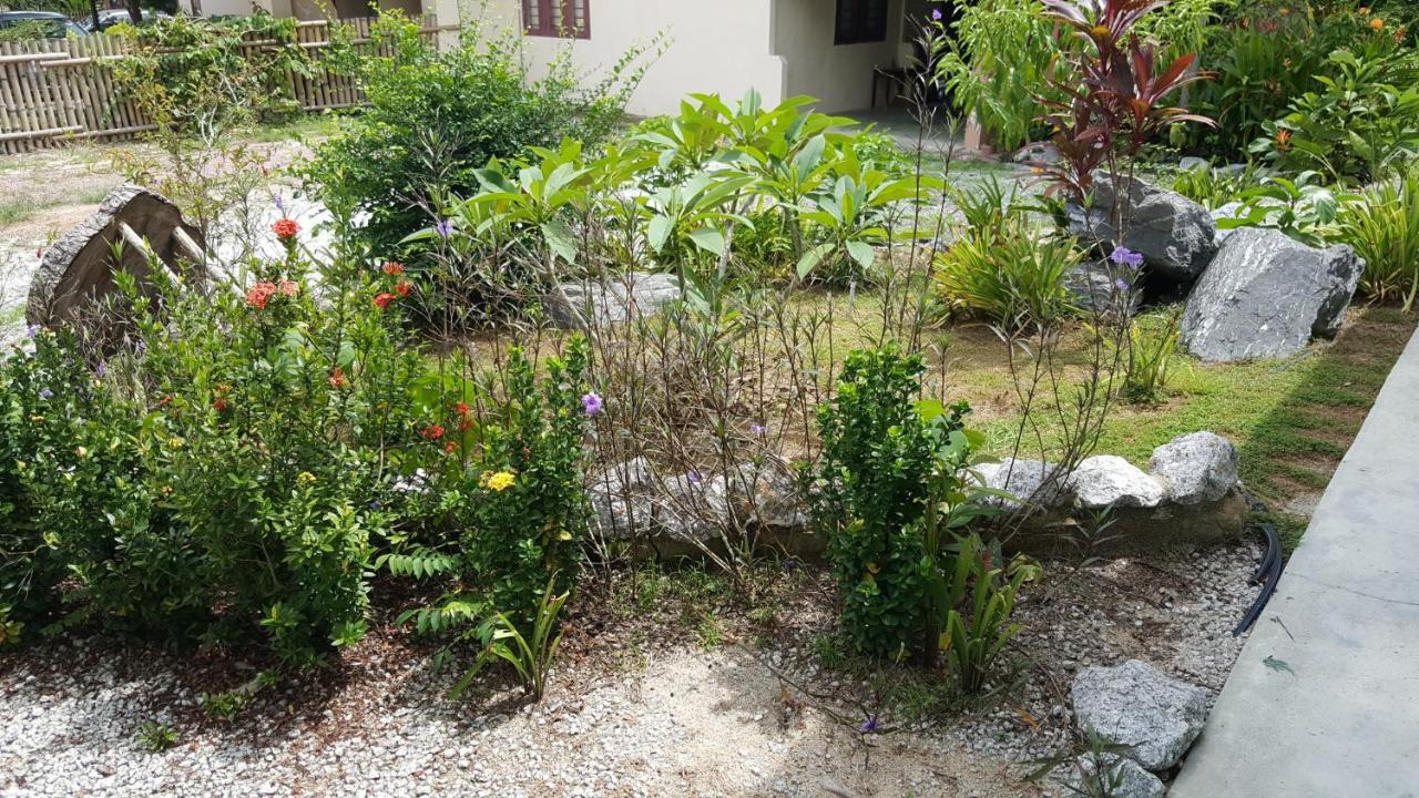 Sabandy House B&B Padang Mat Sirat Exterior foto